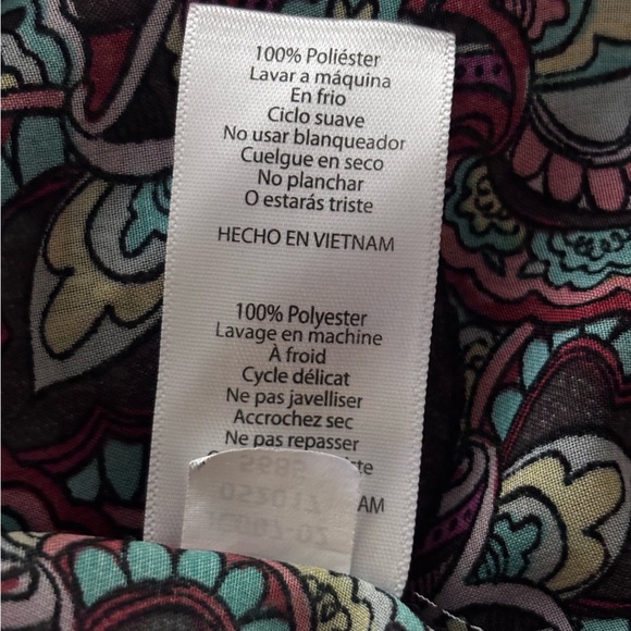 100% Polyester LuLaRoe Paisley Maxi Cardigan - Red, Green, Black - Picture 5 of 8